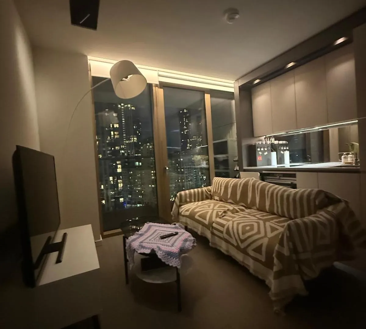 Luxury Studio In One Park Drive contacts